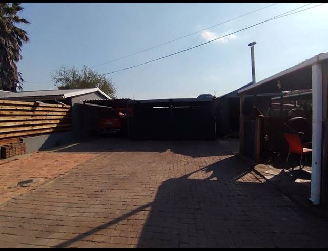 3 BEDROOM HOUSE FOR SALE IN SASOLBURG EXT 1